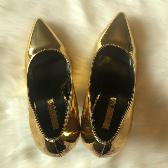 Liliana Metallic Triple Straps Single Sole Heel main image 1